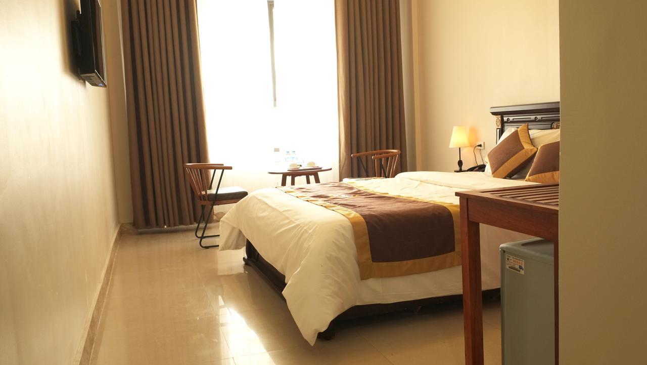 Hoa Lu Hotel ニンビン エクステリア 写真